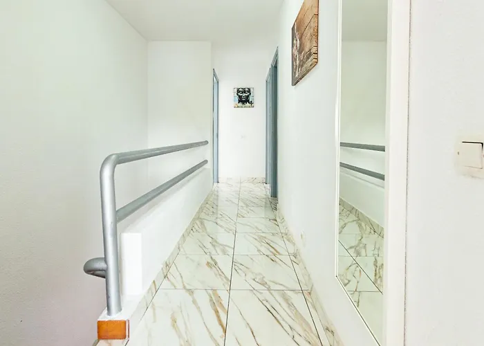 بيت للعطل Queen