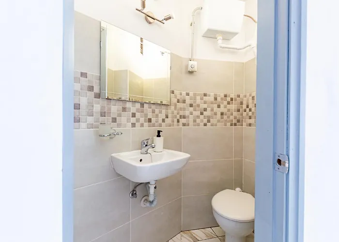 Queen Semesterbostad *