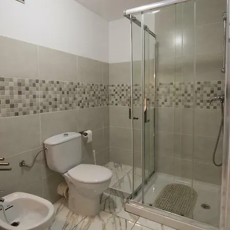 Tatil Evi Queen